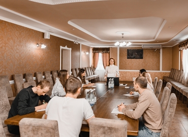 Конференц-зал вулиця Гетьмана Дорошенка 3 46000 Тернопіль