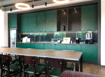 Бізнес-центр вул. Олени Теліги 04112 Київ