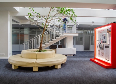 1800 m² Business space in Kyiv, вулиця Сім'ї Прахових 50 (01033) - 2 | MatchOffice.com
