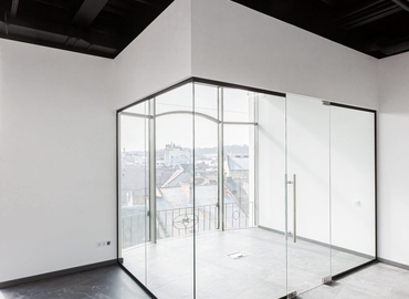 Бізнес-центр вулиця Шпитальна 1 79000 Львів