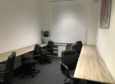 Бізнес-центр вулиця Володимирська 10 02000 Шевченківський район