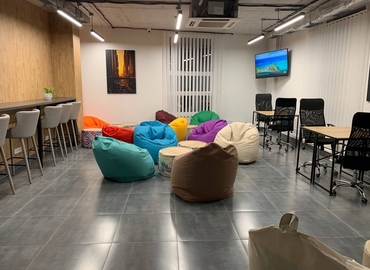 678 m² Shared workspace  in Lviv, вулиця Липинського 36 (79000) - 2 | MatchOffice