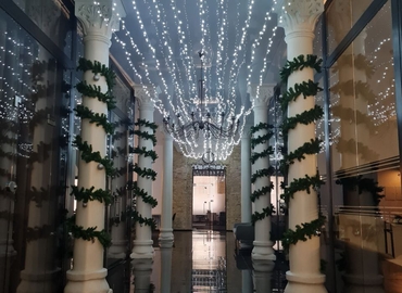 Office вулиця Володимирська 10 02000 Kyiv