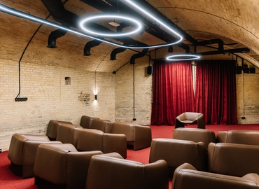  Convention center in Kyiv, Ivan Mazepa street 1 (02000) - 4 | MatchOffice