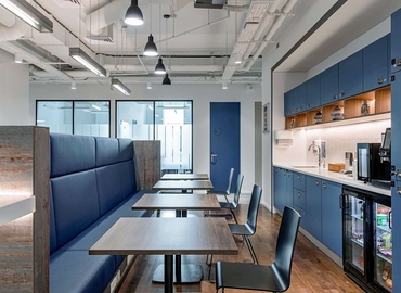 Бізнес-центр 53 Peremogy Avenue 03067 Солом'янський район