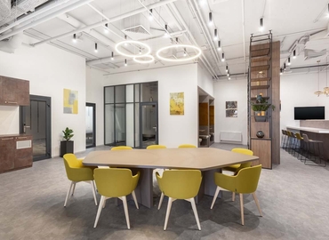 Бізнес-центр 11 Sagaidachnogo 04070 Київ