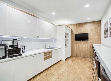 Бізнес-центр 13-15 Bolsunovska St.,IQ Business Centre, 8th Floor 01014 Київ