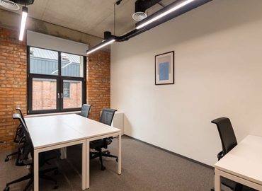 Коворкінг 120 Shevchenko Street 79039 Львів