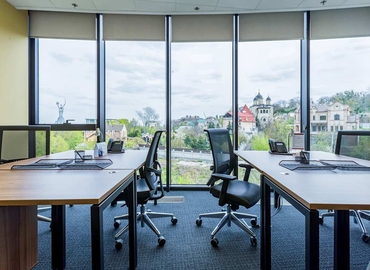 Конференц-зал 13-15 Bolsunovska St.,IQ Business Centre, 8th Floor 01014 Київ