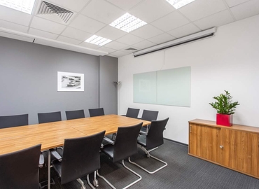 Бізнес-центр 1A Sportivnaya sq,17th floor  Шевченківський район