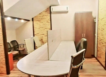 Офіс вулиця Мечникова 01133 Київ