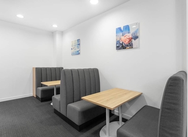 Бізнес-центр 4 Mykoly Hrinchenko Street,2 floor 03680 Солом'янський район