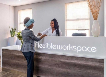 50 m² Convention center in Durban, 102 Stephen Dlamini Rd (4001) - 3 | MatchOffice.com