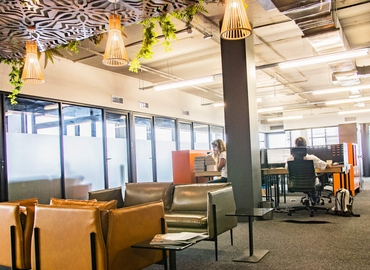30 m² Convention center in Cape Town, 76 Regent Rd (8060) - 1 | MatchOffice.com
