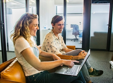 30 m² Conference hall in Cape Town, 76 Regent Rd (8060) - 2 | MatchOffice