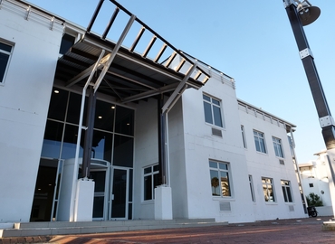 300 m² Serviced office property available to rent in Cape Town, Granger Bay Blvd (8001) - 0 | MatchOffice.com