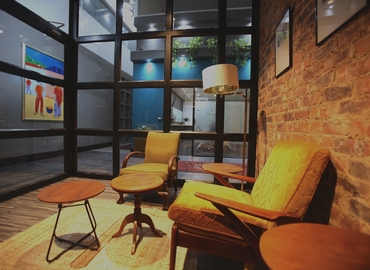 300 m² Serviced office place for rent in Johannesburg, 134 River Rd (1684) - 1 | MatchOffice.com