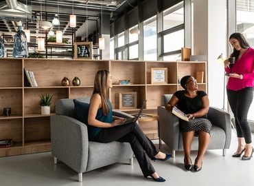 100 m² Business center place up for rent in Centurion, Pretoria (0157) - 2 | MatchOffice