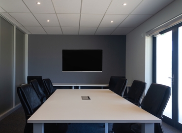 40 m² Serviced office building for rent in Cape Town, Sandown Square business park (7441) - 1 | MatchOffice