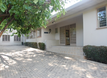 400 m² Serviced office in Rosebank, 105 Oxford Road (2132) - 2 | MatchOffice.com