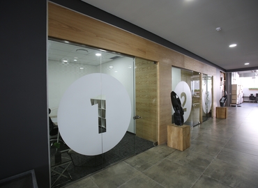 50 m² Serviced office in Cape Town, Portswood Rd (8001) - 1 | MatchOffice