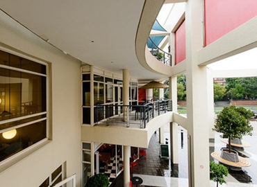 75 m² Business space in Johannesburg, Jan Smuts avenue and Summit Road (2196) - 0 | MatchOffice.com
