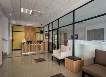 92 m² Serviced office in Johannesburg, Sandton Drive 2 (2196) - 2 | MatchOffice