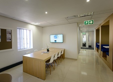 80 m² Business center in Johannesburg, Fricker Road 35 (2196) - 12 | MatchOffice.com