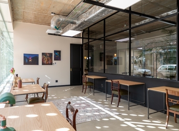 300 m² Serviced office for rent in Cape Town, Grove Avenue 9, 7708  - 0 | MatchOffice.com
