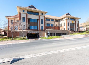 10 m² Business center in Johannesburg, Cnr Main & Sloane Street Bryanston (2021) - 0 | MatchOffice.com