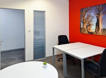 10 m² Shared workspace  in Nelspruit, 11 Van Der Merwe Street (1200) - 1 | MatchOffice.com