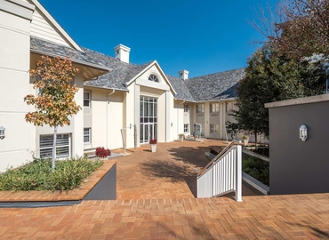 10 m² Business center in Johannesburg, 33 Ballyclare drive (2191) - 0 | MatchOffice.com