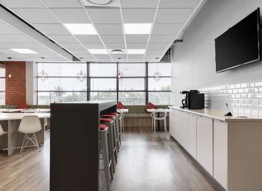 10 m² Co-working  in Cape Town, 2 Fir Street (7925) - 5 | MatchOffice.com