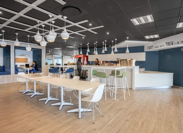 10 m² Coworking space  in Johannesburg, Atrium on 5th (2196) - 2 | MatchOffice.com