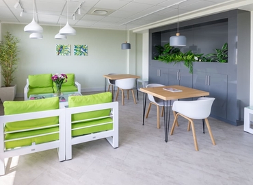 10 m² Shared office  in Umhlanga Rocks, 3 Nandi Mthembu Dr. (4418) - 4 | MatchOffice.com