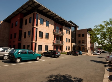 90 m² Serviced office property available to rent in Johannesburg, Ground Floor (1715) - 1 | MatchOffice