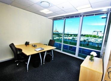 100 m² Business space place up for rent in Cape Town, Convention Towers (8001) - 1 | MatchOffice