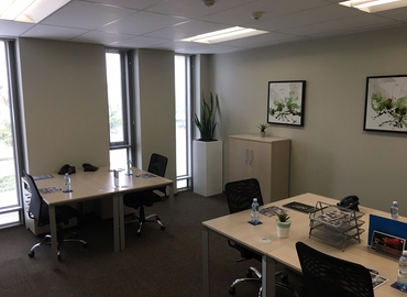 56 m² Business space building up for rent in Johannesburg, Cedar Road (2021) - 1 | MatchOffice.com