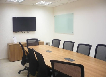 30 m² Conference hall in Macaé, Avenida Nossa Senhora da Glória nº 2987 (27920-360) - 1 | MatchOffice