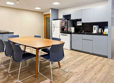 10 m² Shared workspace  in Porto Alegre, 1942 Carlos Gomes Avenida (90480-002) - 5 | MatchOffice.com