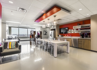 5000 m² Business space in Toronto, 895 Don Mills Road (M3C 1W3) - 0 | MatchOffice