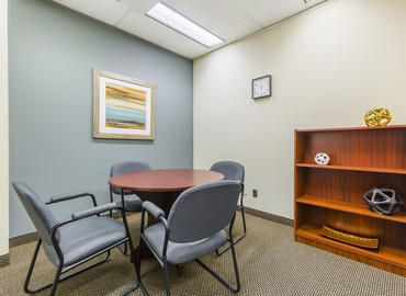 750 m² Business center in Mississauga, ON, 2 Robert Speck Parkway (L4Z 1H8) - 4 | MatchOffice.com