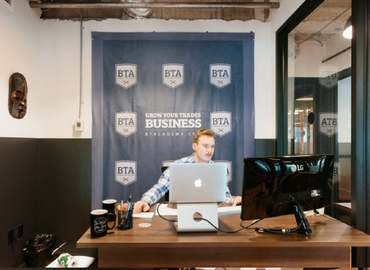 500 m² Business park in Vancouver, BC, Burrard Street  595 (V7X 1L3) - 3 | MatchOffice.com