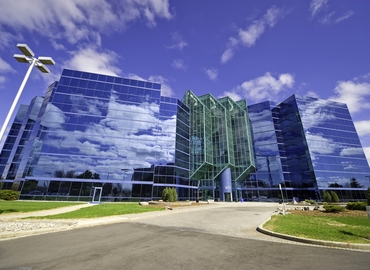 700 m² Serviced office in Markham, ON, 675 Cochrane Drive East Tower (L3R 0B8) - 0 | MatchOffice.com