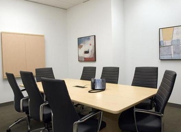 50 m² Conference hall in Oakville, ON, 2275 Upper Middle Rd East (L6H 0C3) - 4 | MatchOffice