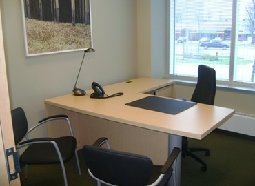 50 m² Serviced office in Mississauga, ON, 2680 Matheson Boulevard East (L4W 0A5) - 1 | MatchOffice.com