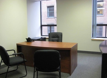 50 m² Business space in Montreal, QC, 410 St-Nicolas (H2Y 2P5) - 1 | MatchOffice.com