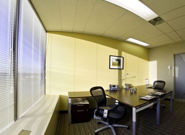 50 m² Business space in Etobicoke, ON, 10 Four Seasons Place (M9B 6H7) - 2 | MatchOffice.com