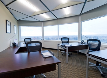 50 m² Business space in Edmonton, AB, Manulife Place (T5J 3S4) - 1 | MatchOffice.com