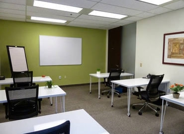 50 m² Serviced office in Toronto, The Exchange Tower (M5X 1E3) - 4 | MatchOffice.com